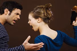 Thấy bạn gái đuổi anh shipper, tôi thưởng nóng 500 nghìn cho anh ấy