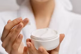 Hà Nội: Cô gái cầu cứu bác sĩ sau món quà Valentine của bạn trai