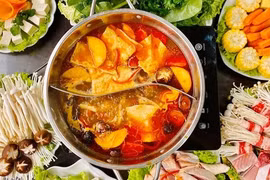 Mùa lạnh ăn lẩu rất ngon nhưng những nhóm người này nên tránh