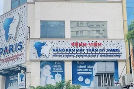 Bệnh viện Răng Hàm Mặt Thẩm mỹ Paris bị yêu cầu ngưng hoạt động phẫu thuật