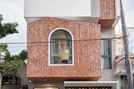 Chiêm ngưỡng ngôi nhà thô mộc “đẹp mê hoặc” ở Đà Nẵng