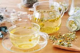 Lợi ích sức khỏe đáng ngạc nhiên của trà hoa cúc