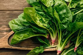 Loại rau quen thuộc tốt cho tim mạch, bán đầy chợ Việt