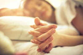 Bác sĩ mách cách phòng tránh bệnh lây truyền qua đường tình dục hiệu quả