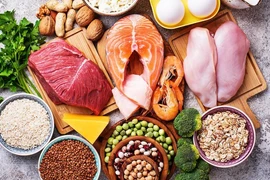 Nam giới bị giãn tĩnh mạch tinh cần chú ý gì về thực phẩm?