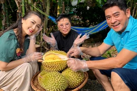 Ngắm nhà vườn 6.000m2 của diễn viên Huỳnh Anh Tuấn 