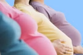 Phát hiện 8 cô gái trẻ vượt biên mang thai hộ cho người Trung Quốc