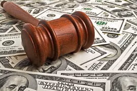 Mua chui cổ phiếu, vợ Chủ tịch TTZ Holdings bị phạt 200 triệu đồng