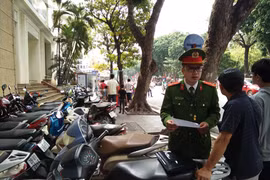 Hà Nội: Một cơ sở trông xe vi phạm bị phạt 25 triệu đồng