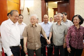 Tổng bí thư, Chủ tịch nước chủ trì họp Bộ Chính trị