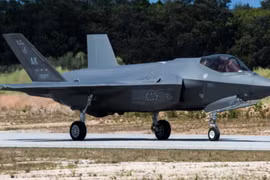 UAE bỏ F-35, chiến đấu cơ tàng hình nào là ứng viên thay thế?