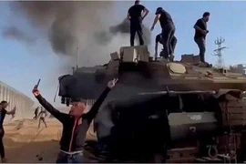 Cả Mossad và Iron Dome của Israel đều rơi vào thế bị động?