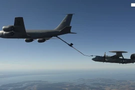 Hải quân Mỹ mở rộng tầm bay “mắt thần” E-2D như thế nào?