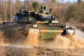  Xe tăng thế hệ 4 đầu tiên của Pháp động cơ mạnh thế nào?