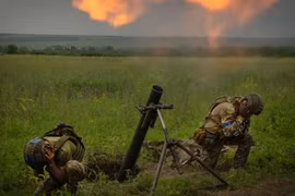 Ukraine quyết giữ đầu cầu ở Kherson, Nga phản công quyết liệt