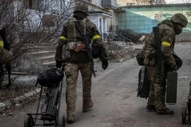 Lợi dụng 36 giờ ngừng bắn, Ukraine triệt thoái khỏi Soledar