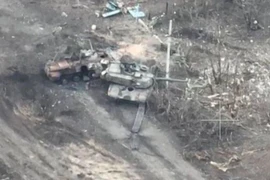 Quân Ukraine đốt tăng Abrams của Mỹ ở Kursk như đốt diêm