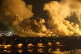 Trận Donbass bắt đầu, Nga chủ động tấn công, quân Ukraine rút lui 