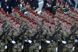 Moscow chuẩn bị cho “kịch bản tồi tệ nhất”, lập tức tăng quân số