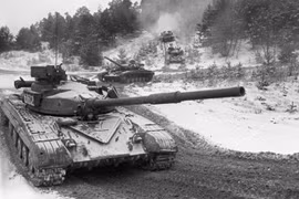 Tăng T-64, nhân chứng thời kỳ hoàng kim và suy tàn của Liên Xô 