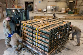 Mỹ chỉ tốn 10% chi tiêu quân sự để tiêu hao một nửa Quân đội Nga