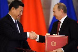 Lệnh trừng phạt càng làm Nga xích lại gần Trung Quốc