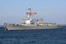 Bất chấp phản đối từ Nga, tàu Mỹ tiến vào Biển Đen 