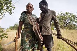 Bộ tộc nguyên thủy lâu đời nhất Trái đất