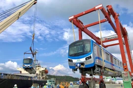 Cận cảnh toa tàu metro số 1 đã đến TP.HCM