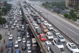 Phản ánh giao thông qua đường dây nóng: Xe khách đi lòng vòng