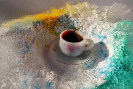 Bí mật của Bphone 4 được hé lộ qua bức ảnh từ camera B86