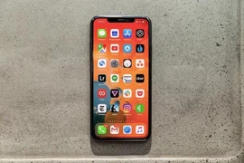“Chướng ngại vật” cho những chiếc iPhone trước khi tới tay người dùng