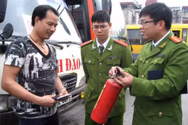 Bỏ quy định xe dưới 9 chỗ phải có bình cứu hỏa