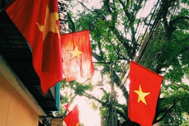 Bất ngờ với vẻ đẹp dịu dàng của Hà Nội qua camera iPhone 6