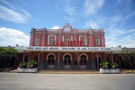 Dòng sông “nắng đục, mưa trong” nổi tiếng cố đô Huế 