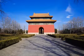 Khám phá ra mộ vua, 7 người bỏ mạng bí ẩn 