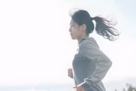 Nghiên cứu mới: Tập thể dục có thể bù đắp tổn thương do thức khuya 