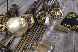 Kenichi dòng gậy được giới doanh nhân và quan chức Nhật say mê