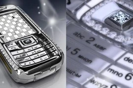 Sang chảnh những 'cục gạch' cổ có giá vài tỷ đồng