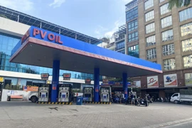 Giá xăng hôm nay có thể giảm 300 đồng/lít