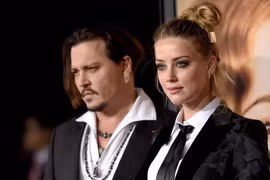 Johnny Depp công bố ảnh thương tích đầy người vì bị vợ cũ đánh 