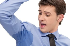 Những cách đơn giản khử mùi hôi cơ thể khi trời nắng nóng