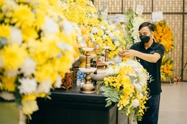 Nghề nửa đêm phải bật dậy, mùng 1 Tết vẫn nghe "ò e"