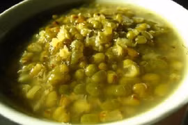 Cháo đậu xanh - bài thuốc giải rượu ngày Tết