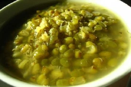 Cháo đậu xanh - bài thuốc giải rượu ngày Tết