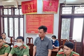 Đòi 200 triệu đồng để làm sổ đỏ, cán bộ UBND bị bắt