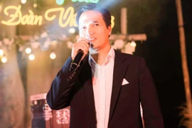 Lệ Rơi nói gì khi bị đồn chạy show giáp Tết với cát-xê khủng