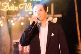 Lệ Rơi nói gì khi bị đồn chạy show giáp Tết với cát-xê khủng