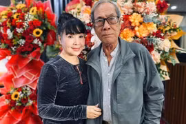 NSND từng là biểu tượng nhan sắc, chồng là đồng nghiệp hơn 14 tuổi 