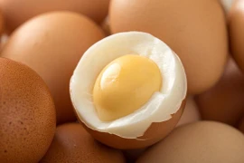 Thường xuyên ăn trứng luộc là bổ gan hay hại gan? 